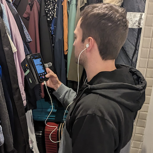 Example of recording the audio in my closet